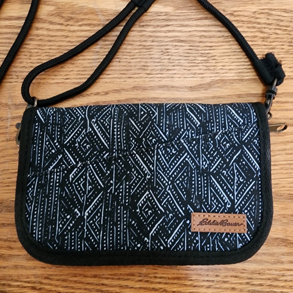 Eddie Bauer Crossbody Wallet Bag Zipper Pockets Travel Black White